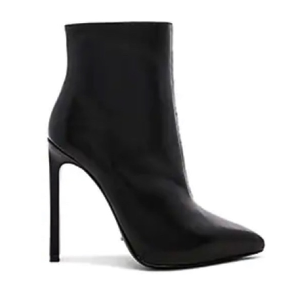 Freddie Bootie in Black Como